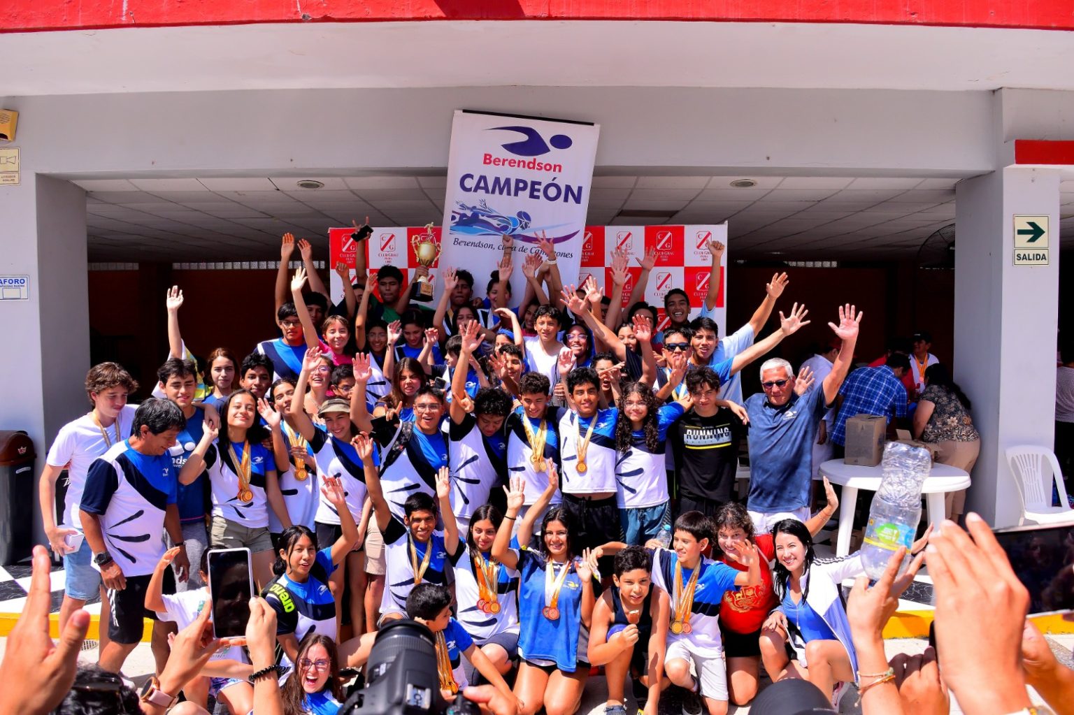 Club Berendson campeonó por tercera vez en la XVI Copa Internacional de Natación Club Grau 2023