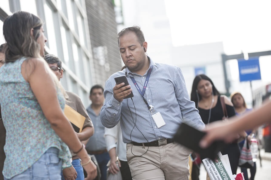 Más de 7000 personas desconocen líneas móviles que figuran a su nombre tras envío de alertas por mensajes de texto