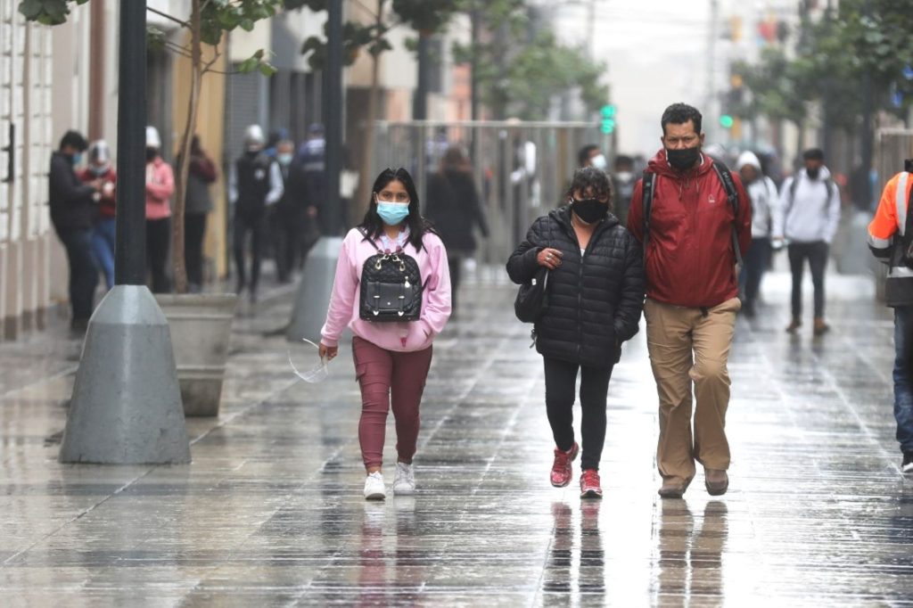 Senamhi anuncia fuertes lluvias en Lima y Callao