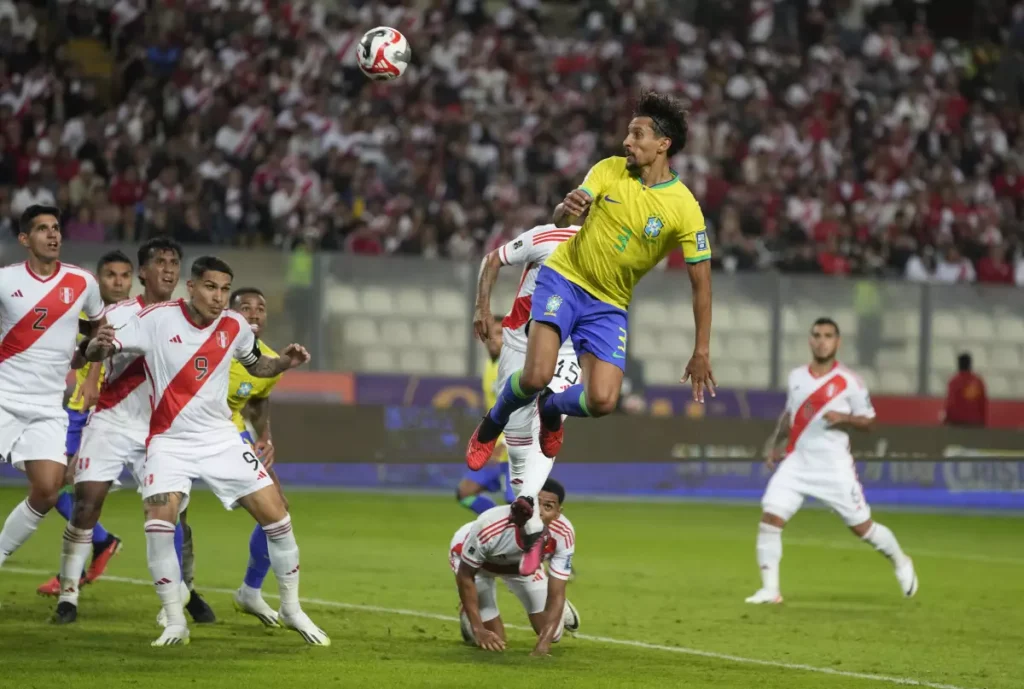 FIFA destacó actuación de Perú en su enfrentamiento contra Brasil