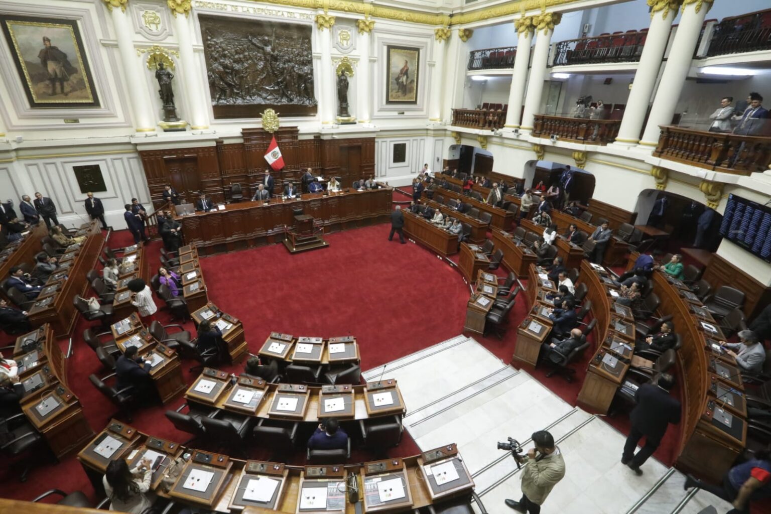 Congreso aprobó retorno a bicameralidad y reelección de congresistas