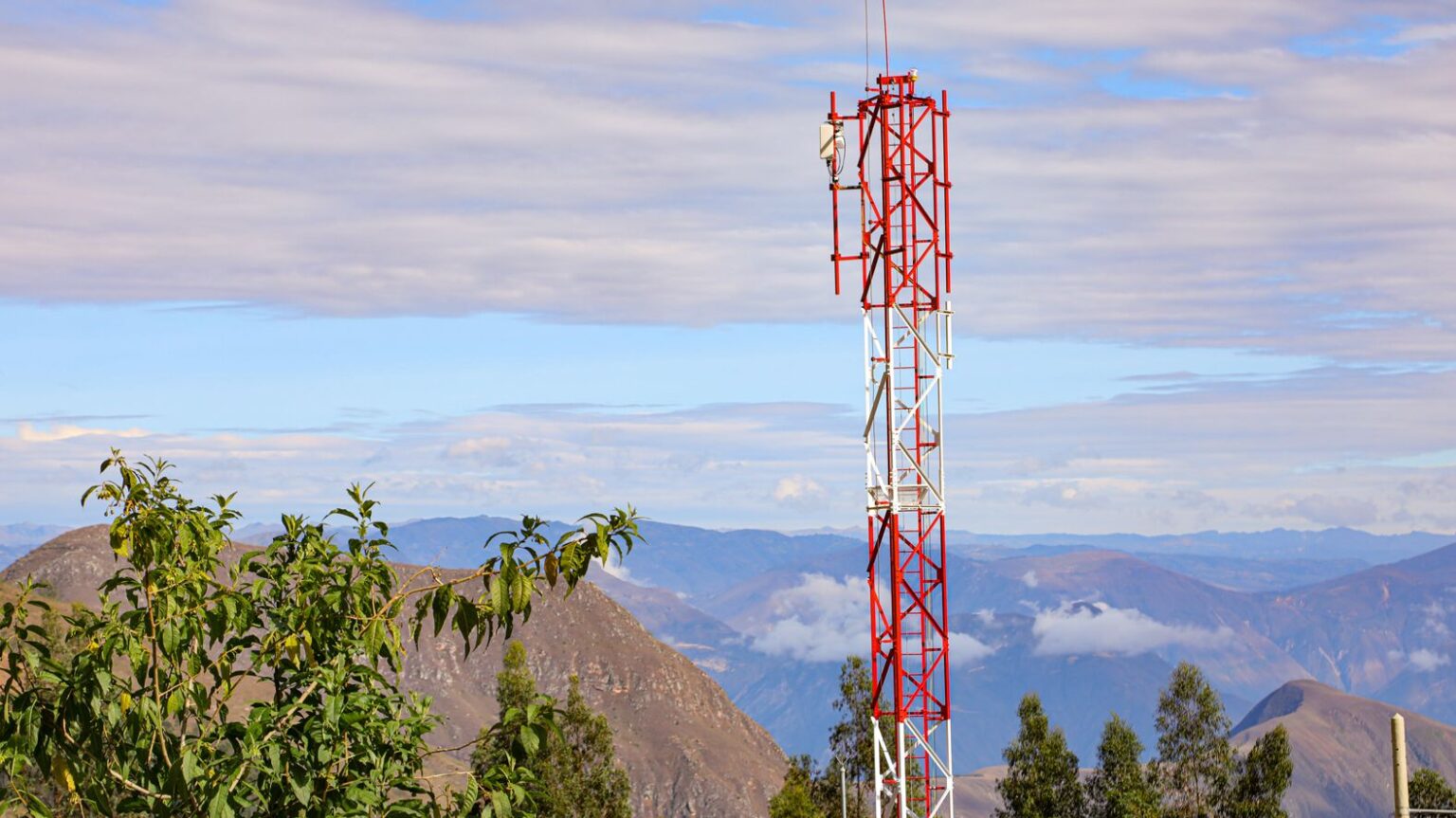 Inversiones en el sector telecomunicaciones crecieron 10.7 % al cierre del tercer trimestre de 2023