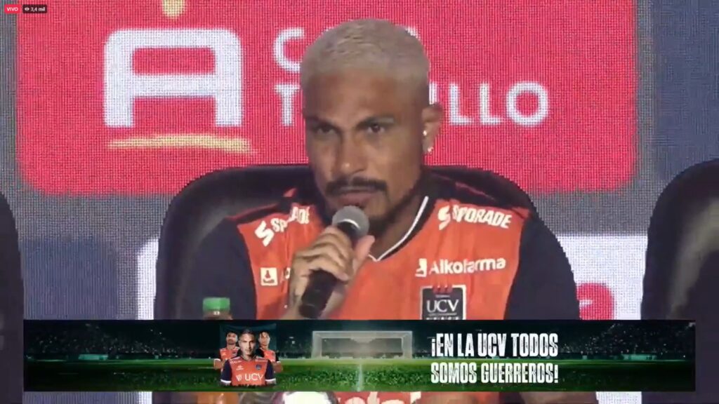 Paolo Guerrero fue presentado oficialmente como jugador de César Vallejo