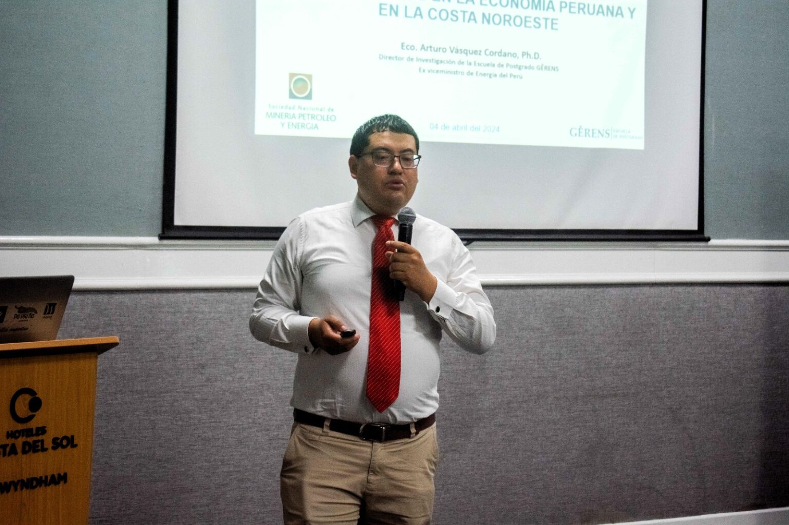 Empresas privadas del sector hidrocarburos invitieron S/ 57,500 en el Perú