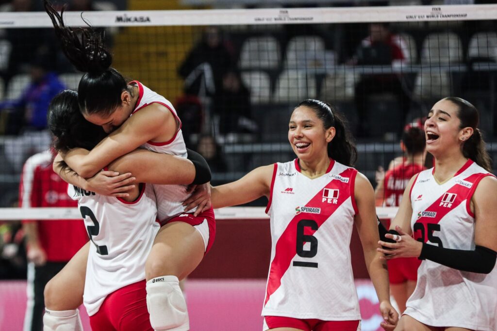 Perú y Brasil se enfrentan en la batalla por el quinto lugar en el Mundial Sub 17 de Vóley Femenino