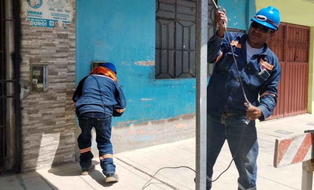 Enosa retira suministros eléctricos a usuarios morosos