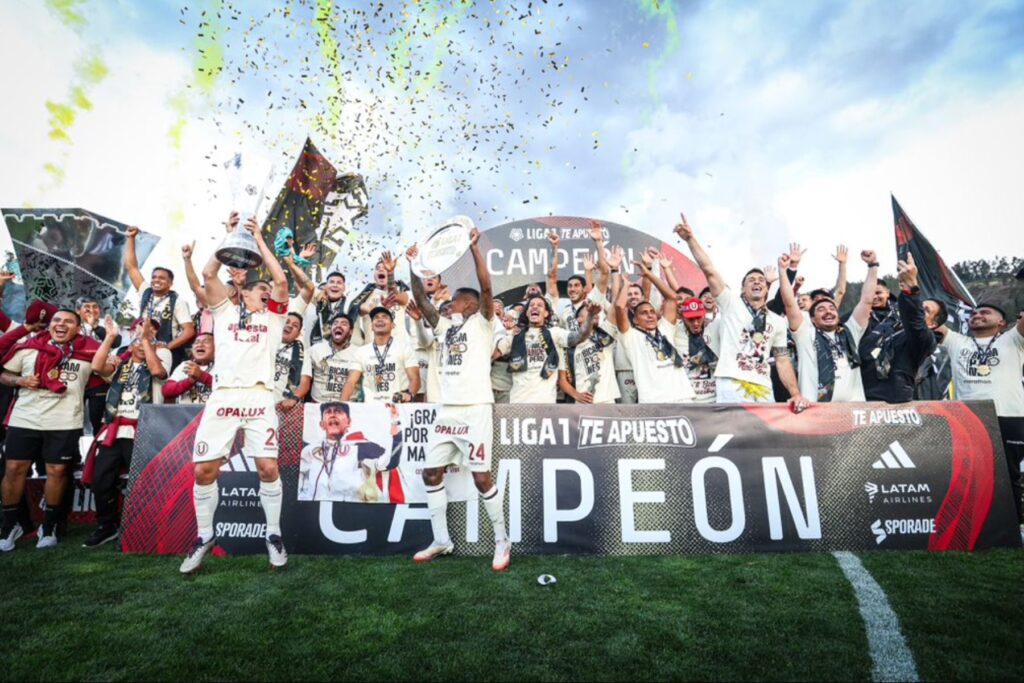 Universitario se corona bicampeón y anuncia fiesta por su centenario: ¿cuándo será?