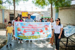 Futura Schools promueve la reforestación ambiental en su comunidad educativa para contrarrestar la contaminación que provoca una vía cercana