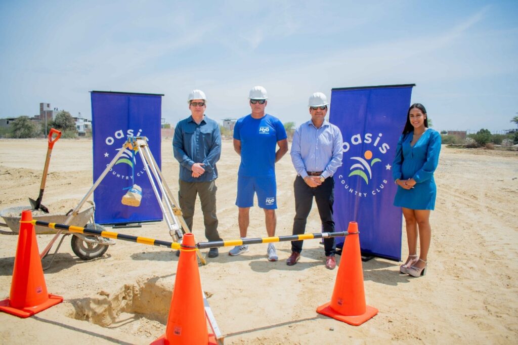 Oasis Country Club da inicio a su construcción con la colocación de la primera piedra