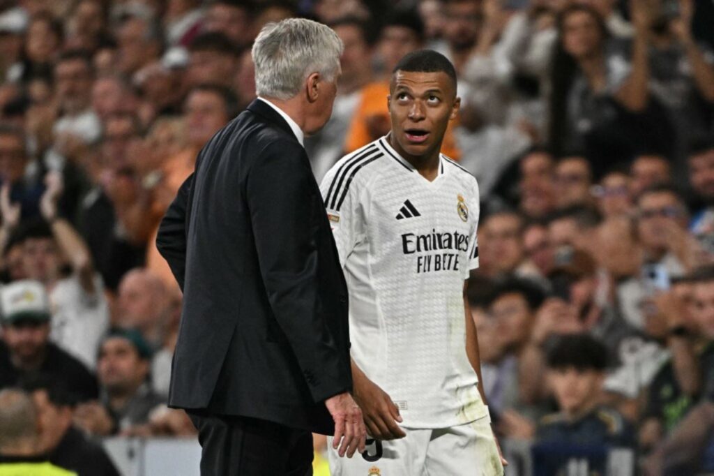 Ancelotti pide paciencia con Mbappé tras su rendimiento en el Real Madrid