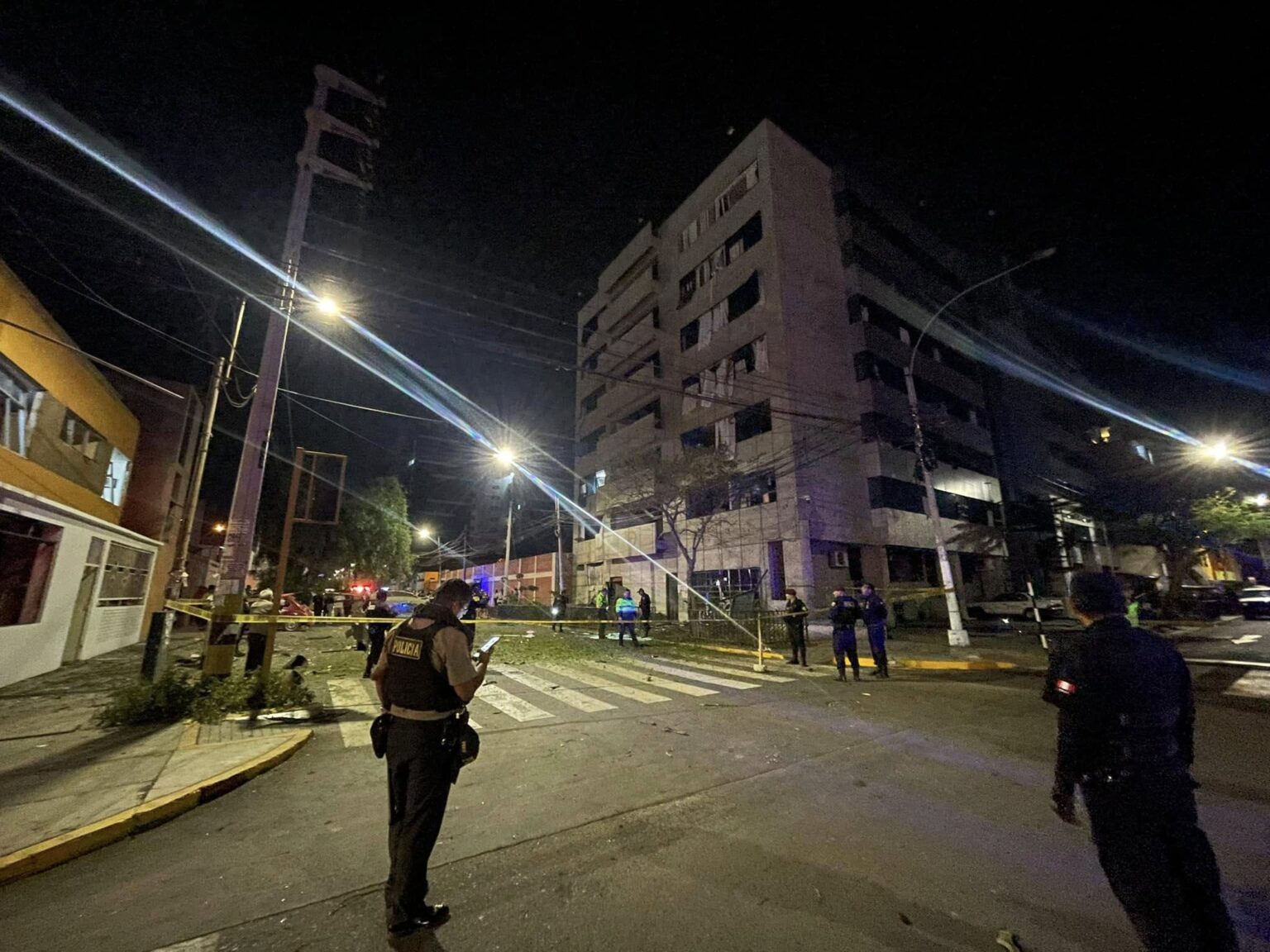 Fuerzas Armadas tomarán el control de Trujillo tras atentando a la sede del Ministerio Público