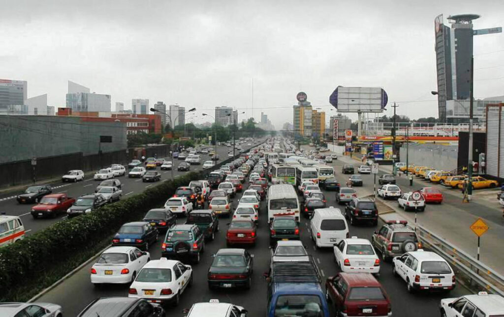 Lima y Trujillo entre las 10 ciudades con peor tráfico en el mundo