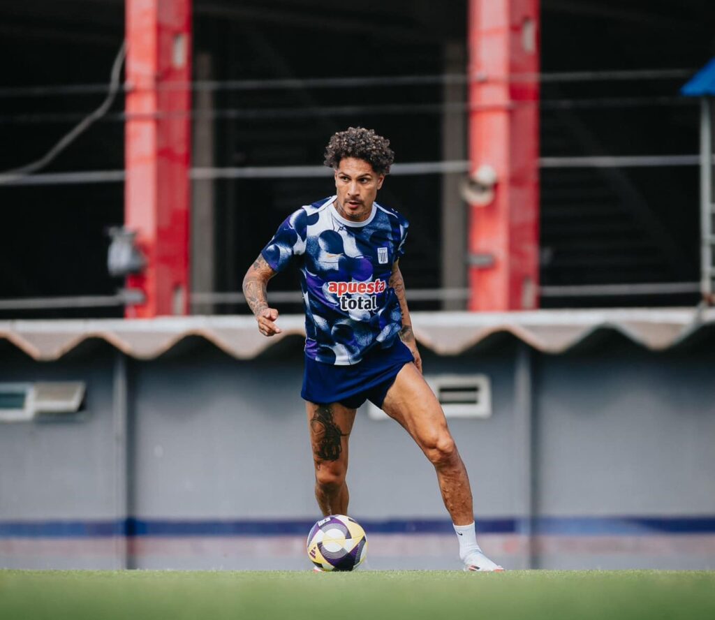 Paolo Guerrero se pierde el partido de ida frente a Boca Juniors por la Copa Libertadores