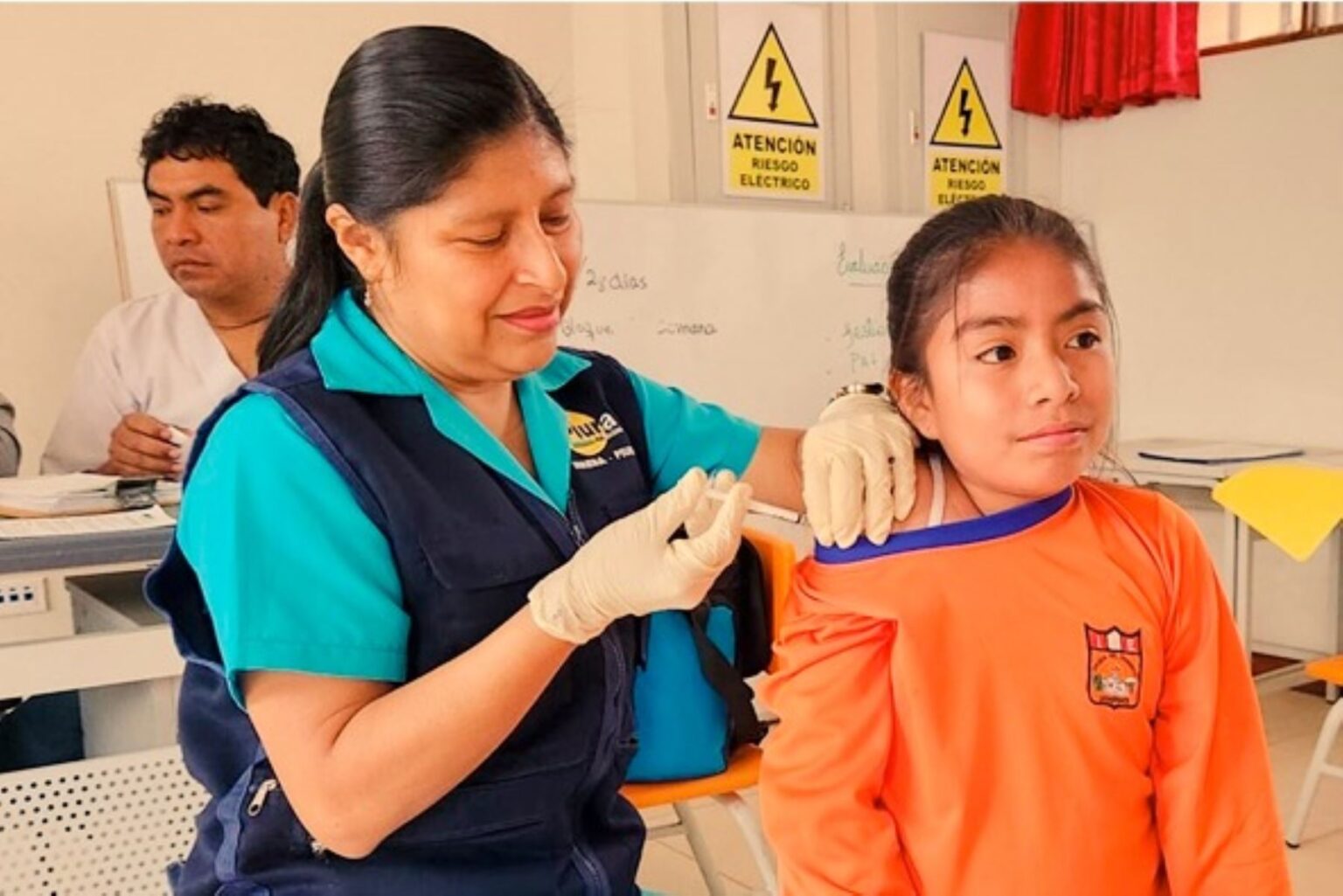 Piura 3916 menores fueron vacunados contra el virus del papiloma humano