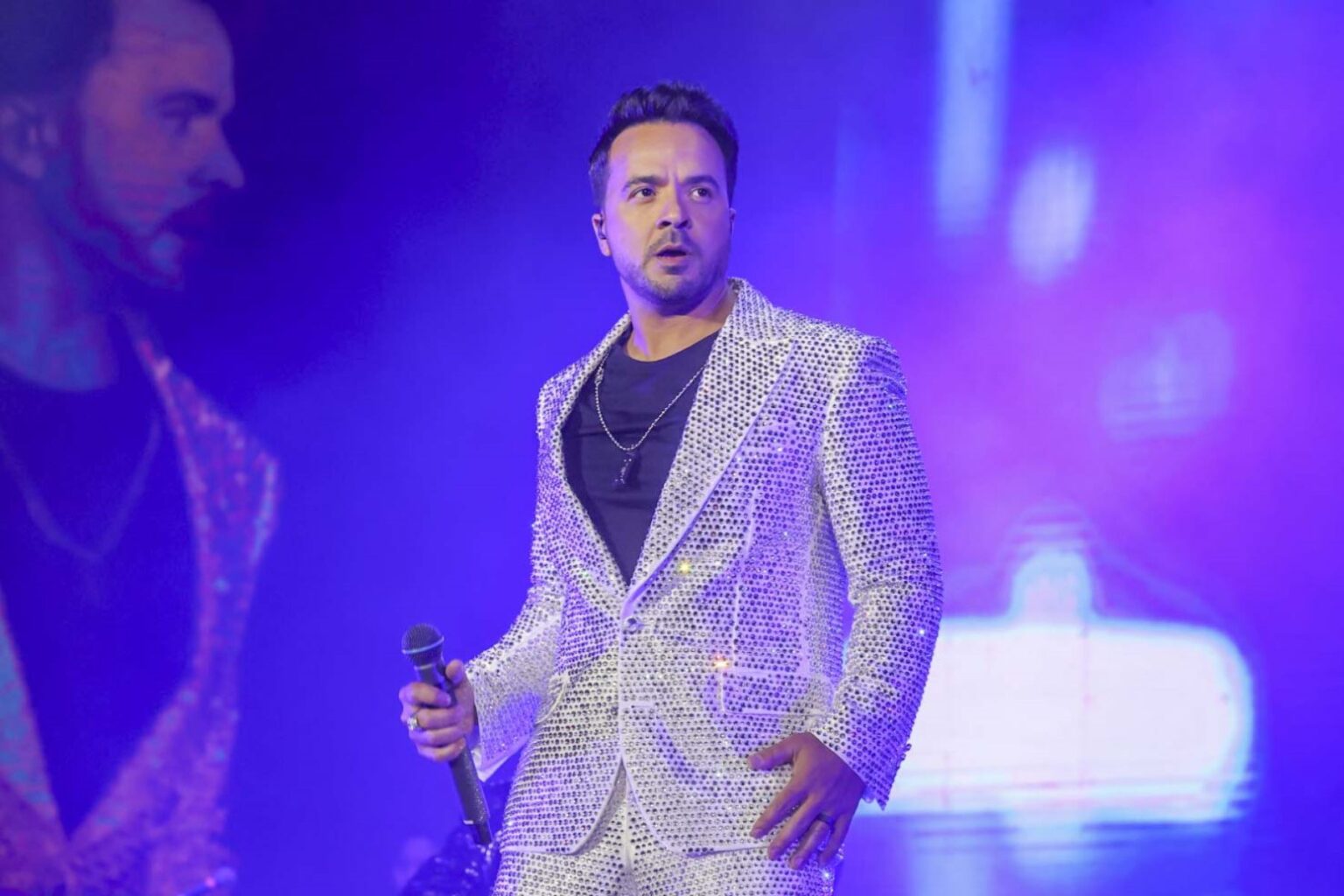 Luis Fonsi regresa al Perú para celebrar 25 años de éxito musical en Lima