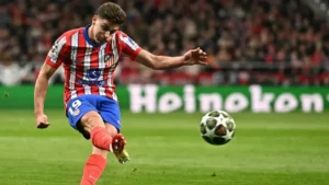 VIDEO | UEFA respalda anulación del penal de Julián Álvarez en la Champions League