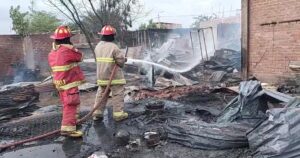 Incendio en Castilla deja 24 viviendas destruidas y 60 damnificados