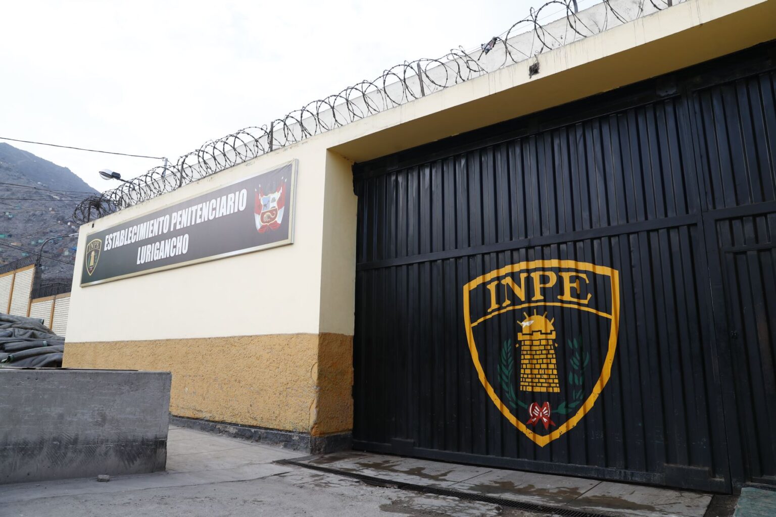 INPE remueve al director del penal de Lurigancho tras fuga de interno