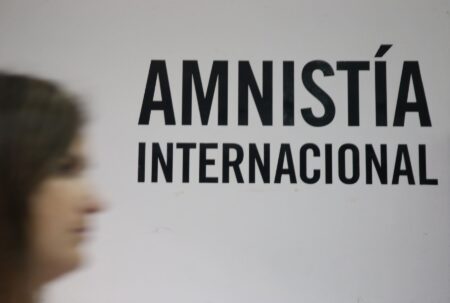 Rusia prohíbe a Amnistía Internacional y la declara organización "indeseable"