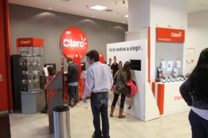ASPEC denuncia a Claro ante INDECOPI por publicidad sin consentimiento