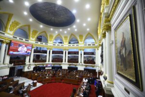 Inmunidad parlamentaria: ¿qué implica la reforma aprobada por la Comisión de Constitución?