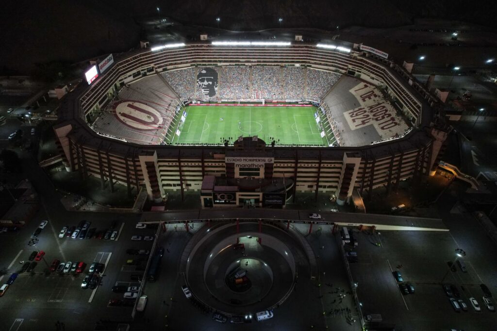 Universitario vs. Sporting Cristal se jugará sin público por sanción de la FPF