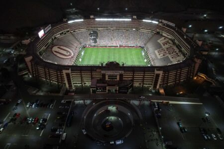 Universitario vs. Sporting Cristal se jugará sin público por sanción de la FPF