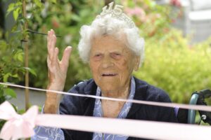 Ethel Caterham, de 115 años, es la persona más longeva del mundo