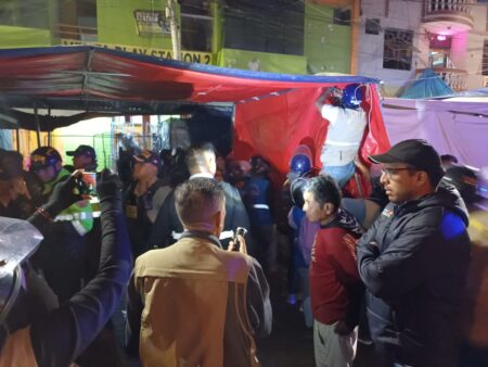 Piura: tensión y forcejeos en operativo municipal contra el comercio informal