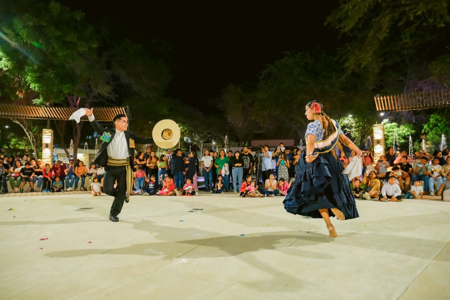 Día del Trabajo en Piura: presentación de danzas folclóricas reunió a decenas de familias