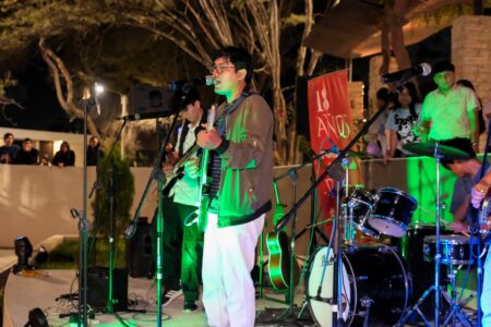 Banda piurana Últimx Bala revive clásicos del rock en el Parque Néstor Martos