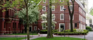 Gobierno de Estados Unidos revoca permiso de Harvard para admitir estudiantes internacionales