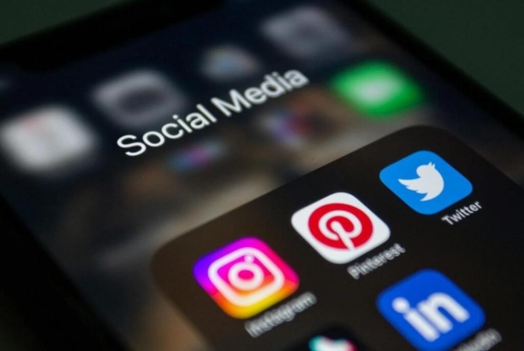 Mejora tu empleabilidad con estas 5 claves para usar redes sociales de forma estratégica