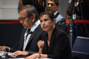 Poder Judicial suspende a Patricia Benavides por 24 meses