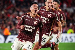 Universitario y Cienciano conocerán hoy a sus rivales en octavos de Conmebol