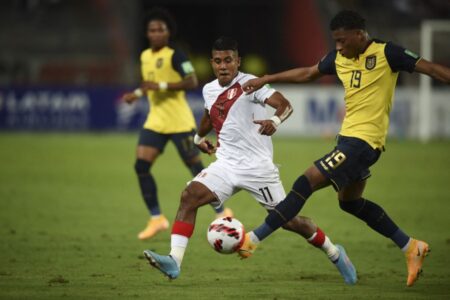 Gonzalo Plata no jugará con Ecuador ante Brasil y Perú por problemas físicos
