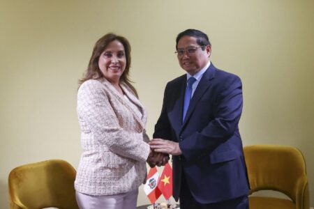 Dina Boluarte recibe nueva invitación para visitar Vietnam en encuentro bilateral