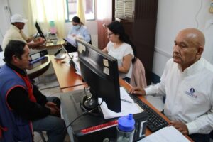 EPS Grau formaliza a más de 800 usuarios en La Rinconada, Veintiséis de Octubre