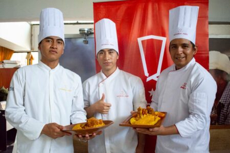 Ceturgh Perú rindió homenaje al emblemático plato en una expo degustación por su día central.