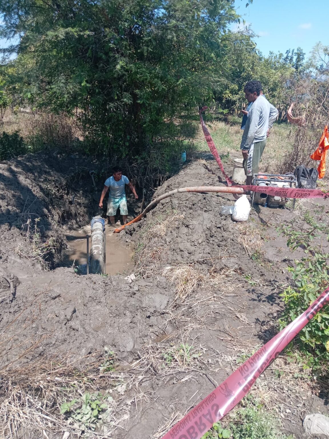 EPS Grau ejecuta reparación de línea de impulsión en Morropón
