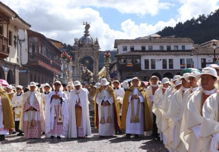 Corpus Christi en Cusco congrega multitudes y revive tradiciones ancestrales