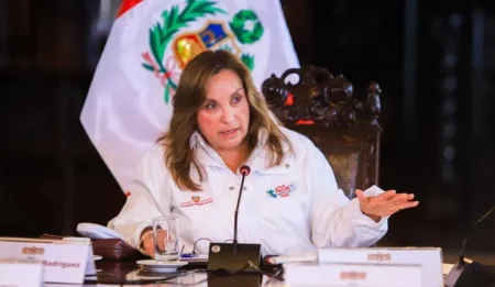Comisión de Fiscalización aprueba informe final que recomienda vacancia de Dina Boluarte por sus cirugías