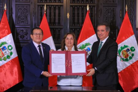 Gobierno promulga ley que aumenta progresivamente el Foncomun para fortalecer inversión municipal