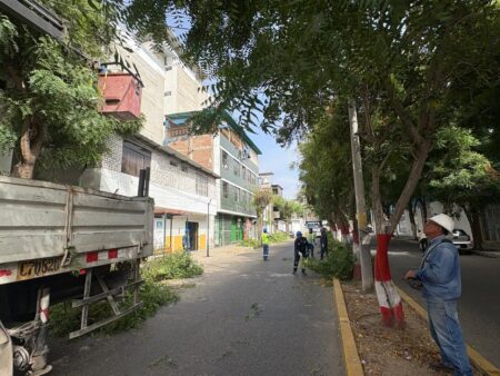 Enosa, Municipio y Juveco refuerzan trabajo de mejoras en barrio norte