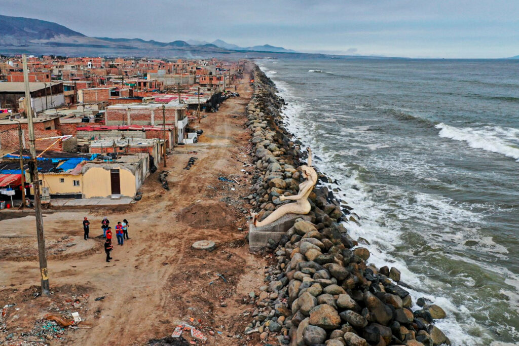 Declaran de interés nacional la recuperación de playas en Trujillo por erosión costera