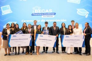Financiera Confianza lanzan convocatoria nacional de becas para hijos de emprendedores
