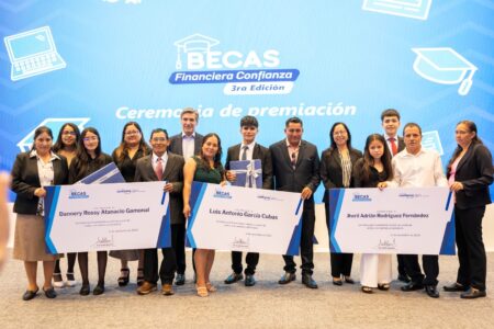 Financiera Confianza lanzan convocatoria nacional de becas para hijos de emprendedores