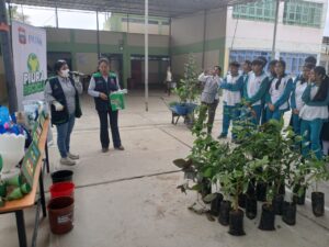 Piura Recicla: jornada ambiental reunió a estudiantes en actividad de reciclaje y reforestación