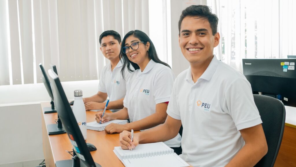 OSIPTEL ofrece 60 becas para estudiantes de Derecho, Economía e Ingeniería, ¿cuándo cierran las inscripciones para postular?