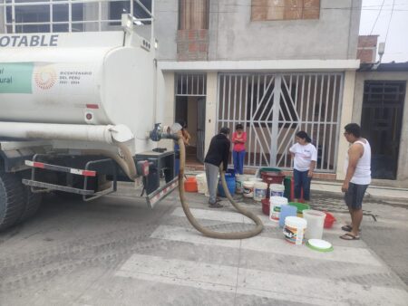 EPS Grau continúa trabajando para mejorar el servicio en el A.H. Víctor Raúl de Piura